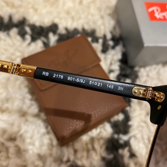 Ray-Ban 2176 Color 901-S/9J Foldable Clubmaster. - Picture 3 of 4